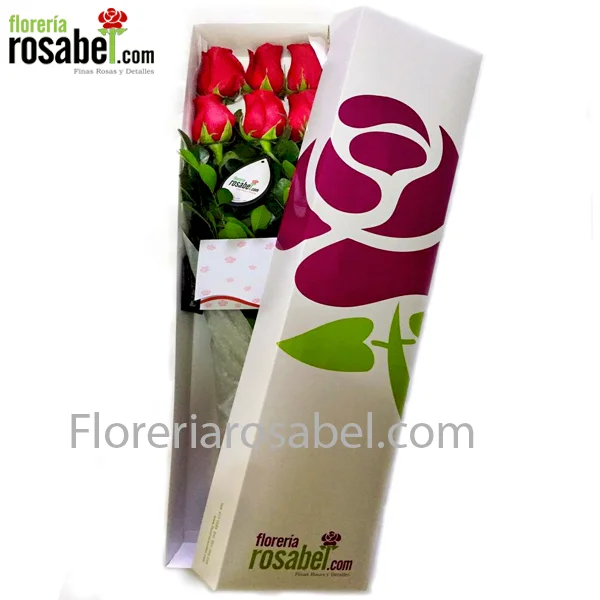 Caja blanca con 6 rosas rojas para regalar 