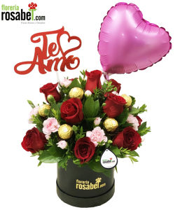 Arreglo de Rosas con Topper Arreglo de Rosas con Topper