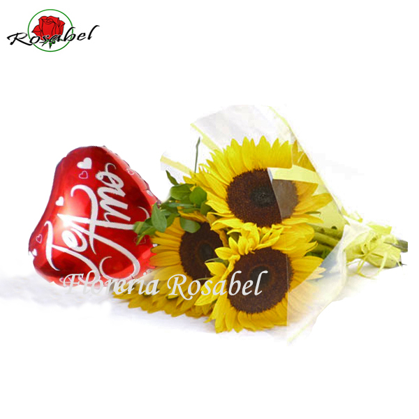 Ramo de 4 Girasoles con Globo te Amo Ramo de 4 Girasoles con Globo te Amo