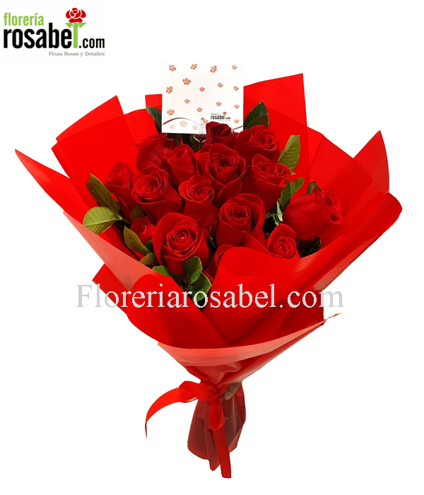 Ramo de 18 Rosas Rojas con Papel Coreano