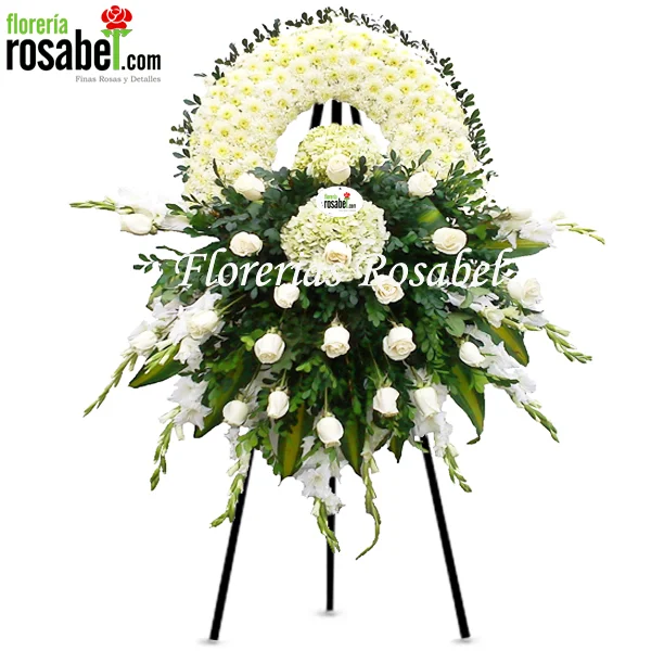 Corona de flores para funerales elegante con rosas blancas y lirios en Lima