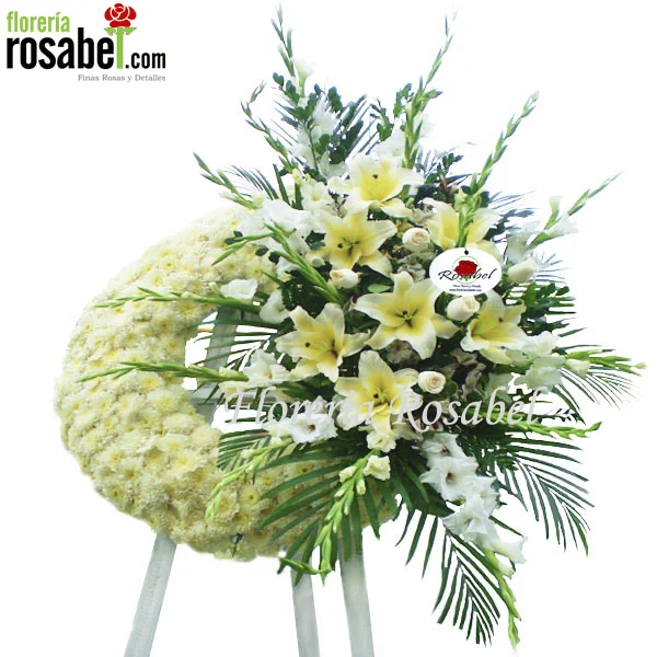 Corona floral para velorio precio en Lima con flores blancas y entrega a domicilio